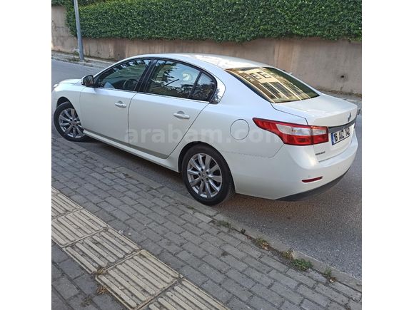 Sahibinden Renault Latitude 1.5 dCi Executive 2012 Model