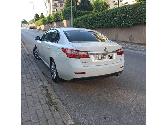 Sahibinden Renault Latitude 1.5 dCi Executive 2012 Model