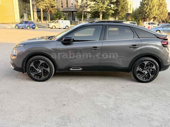 Sahibinden Citroen C4 1.2 PureTech Shine Bold 2022 Model 