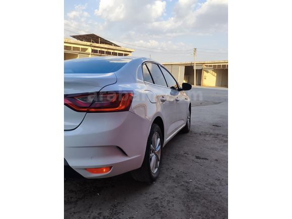Sahibinden Renault Megane 1.5 Blue DCI Touch 2020 Model