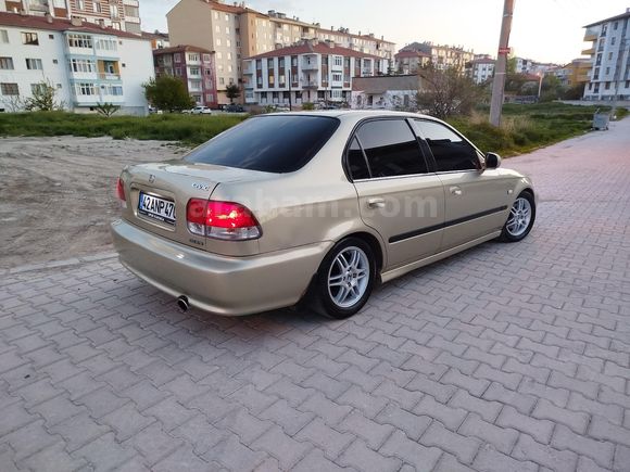 Sahibinden Honda Civic 1.6 i ES 2001 Model