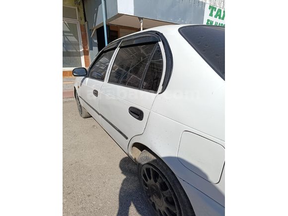 Sahibinden Toyota Corolla 1.3 XE 1995 Model