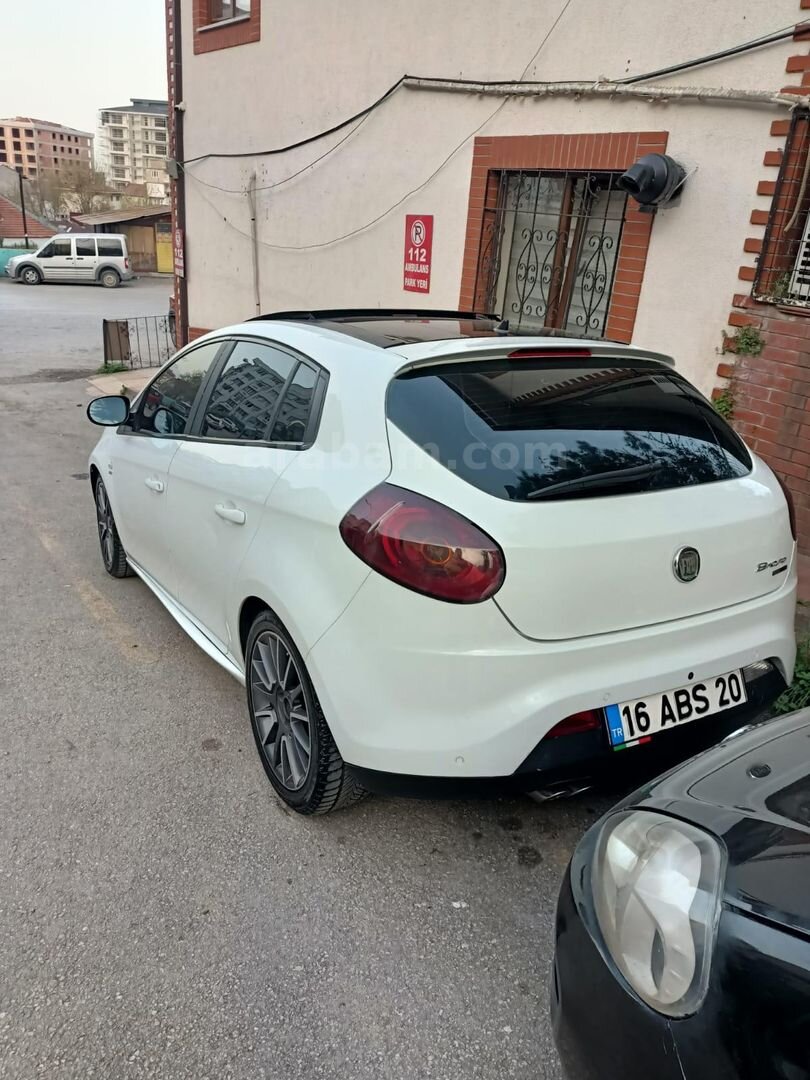 Sahibinden Fiat Bravo 1.4 T-Jet Sports Style 2010 Model Bursa 239.000 km Beyaz 1