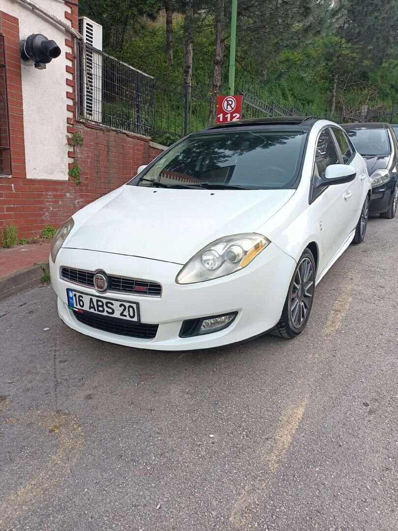 Sahibinden Fiat Bravo 1.4 T-Jet Sports Style 2010 Model Bursa 239.000 km Beyaz 3