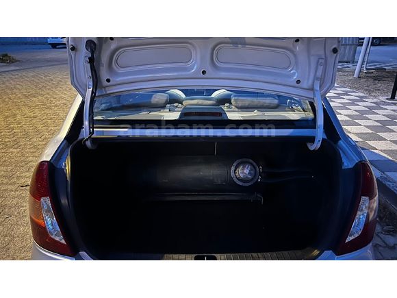 Sahibinden Hyundai Accent Era 1.6 Select 2008 Model