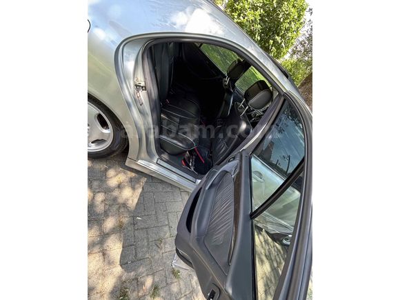Sahibinden Mercedes - Benz E 200 Kompressor Avantgarde 2001 Model  330.000 km