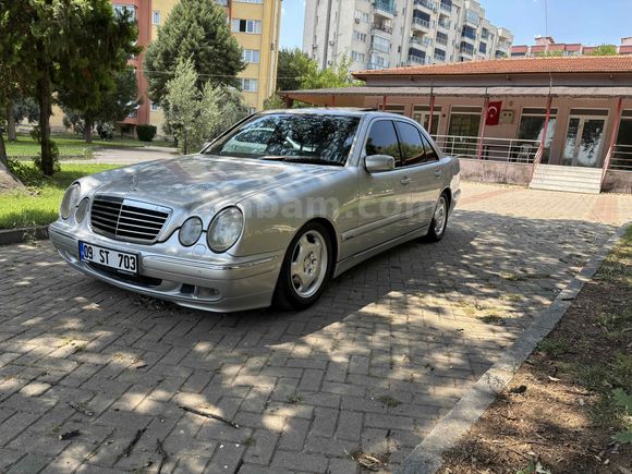 Sahibinden Mercedes - Benz E 200 Kompressor Avantgarde 2001 Model  330.000 km