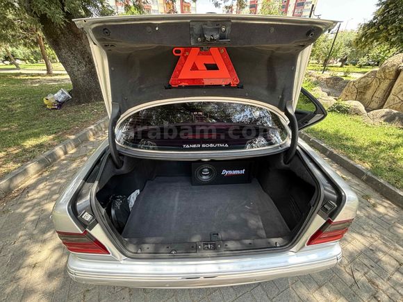 Sahibinden Mercedes - Benz E 200 Kompressor Avantgarde 2001 Model  330.000 km