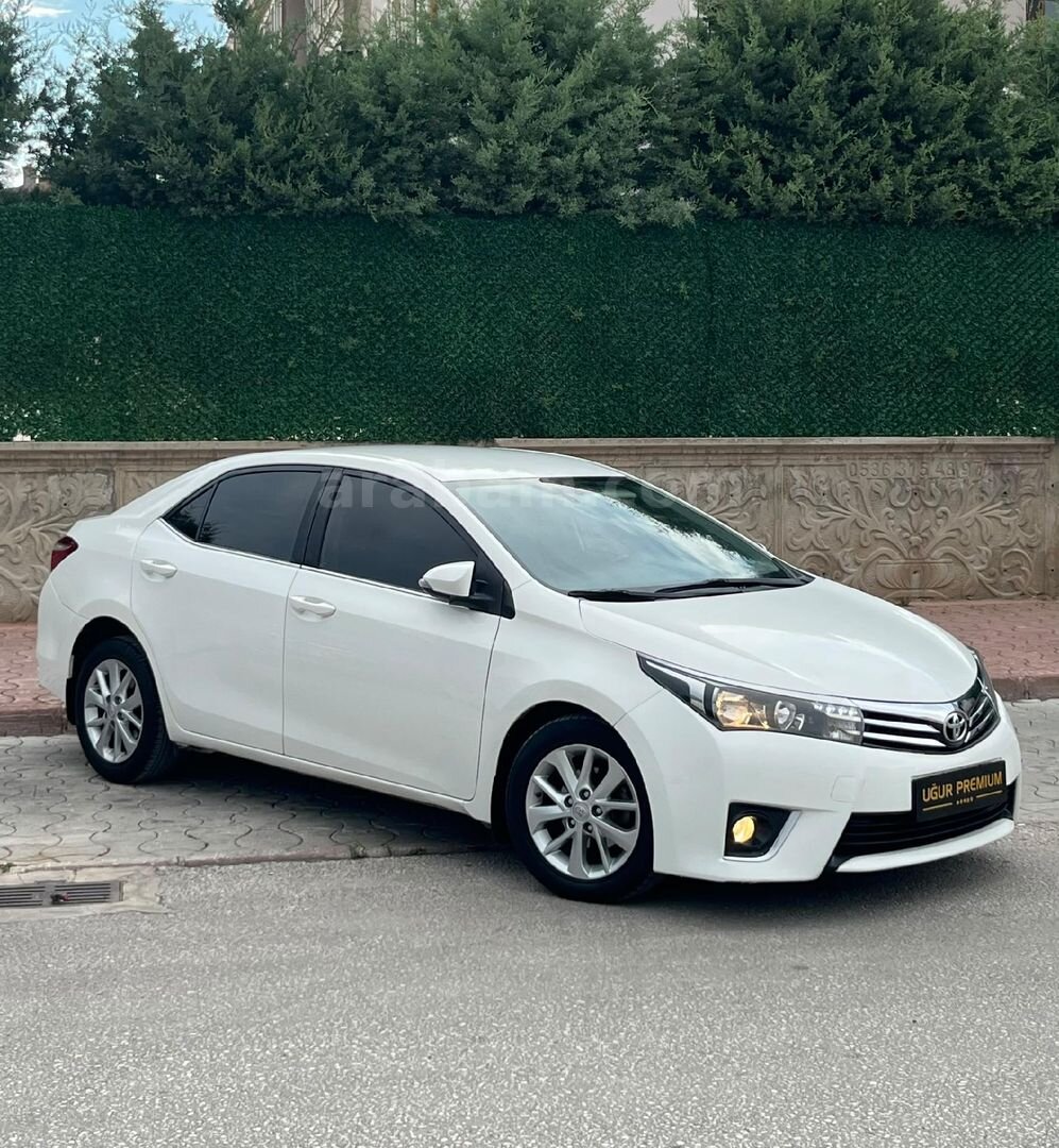 Galeriden Toyota Corolla 1.4 D-4D Advance 2016 Model Konya 168.000 km Beyaz 1