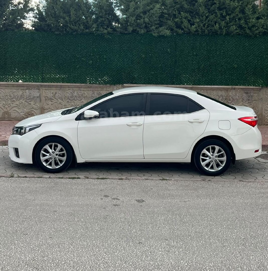 Galeriden Toyota Corolla 1.4 D-4D Advance 2016 Model Konya 168.000 km Beyaz 7