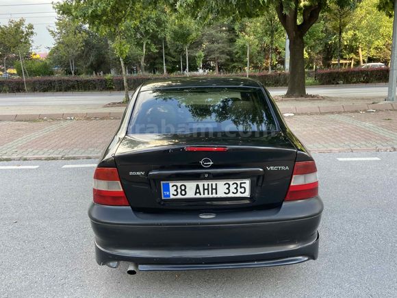 BEŞLER AUTO DAN 1997 MODEL 
2.0 MOTOR CD  PAKET KLIMALI

