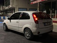 Sahibinden Ford Fiesta Van 1.4 TDCi 2007 Model 