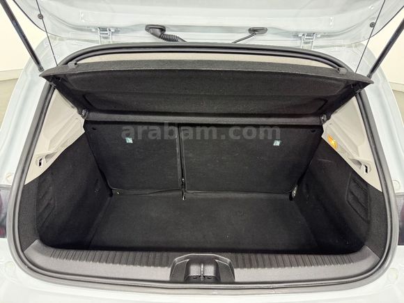 otomobil Renault Clio 1.0 SCe Joy