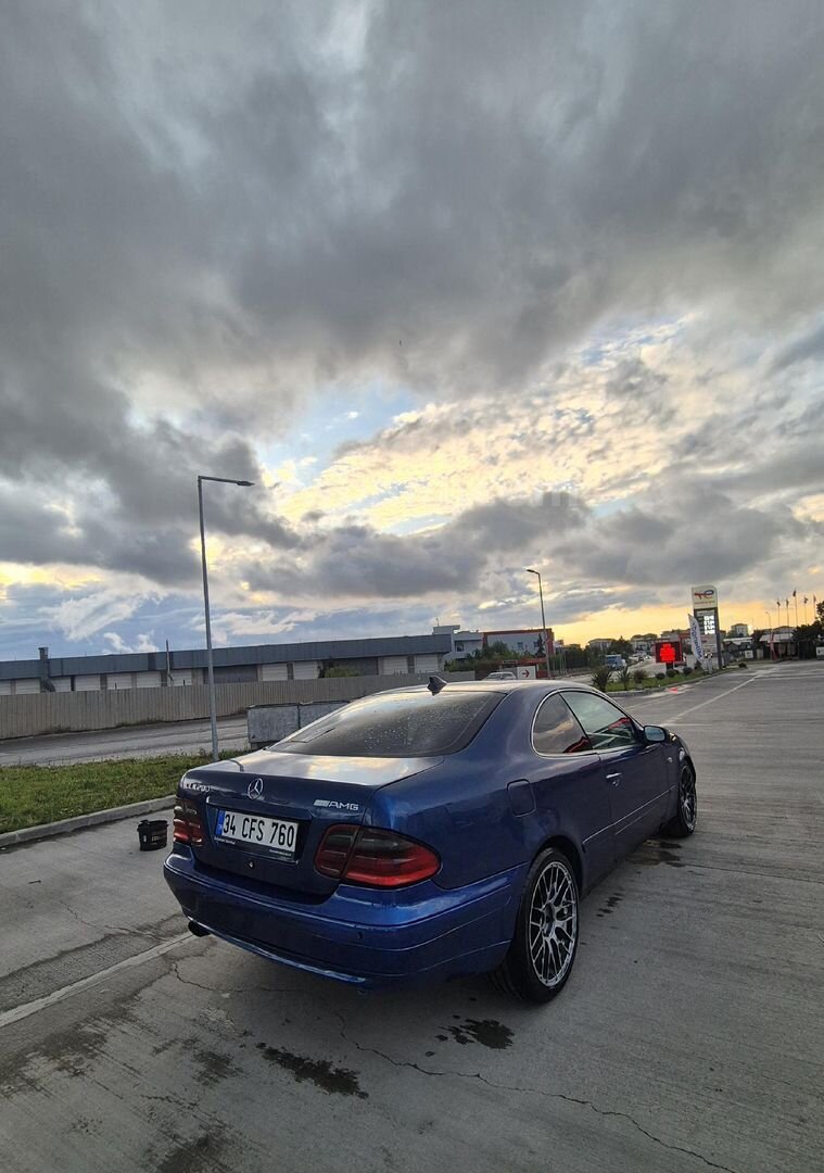 Sahibinden Mercedes - Benz CLK 200 Kompressor Elegance 1998 Model İstanbul 327.000 km Mavi 2