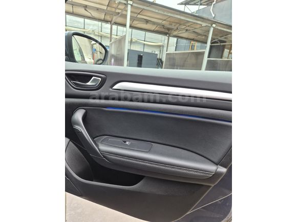 Sahibinden Renault Megane 1.3 TCe Icon 2024 Model
