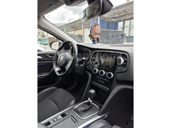 Sahibinden Renault Megane 1.3 TCe Icon 2024 Model