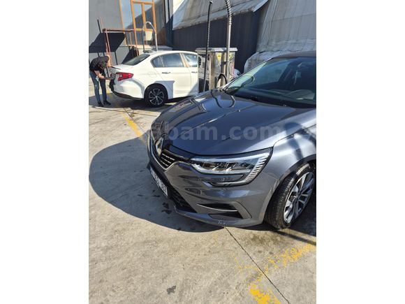 Sahibinden Renault Megane 1.3 TCe Icon 2024 Model