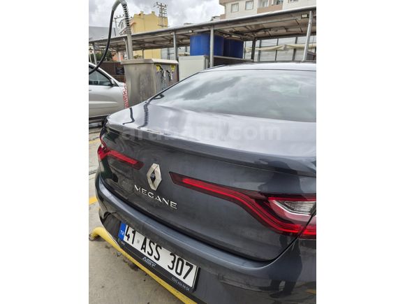 Sahibinden Renault Megane 1.3 TCe Icon 2024 Model