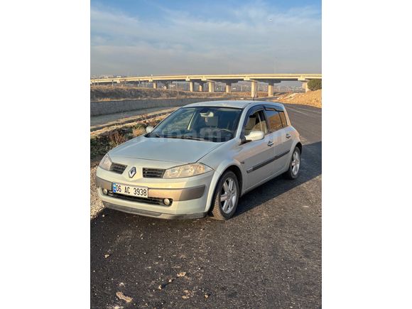 Sahibinden Renault Megane 1.6 Authentique 2003 Model 