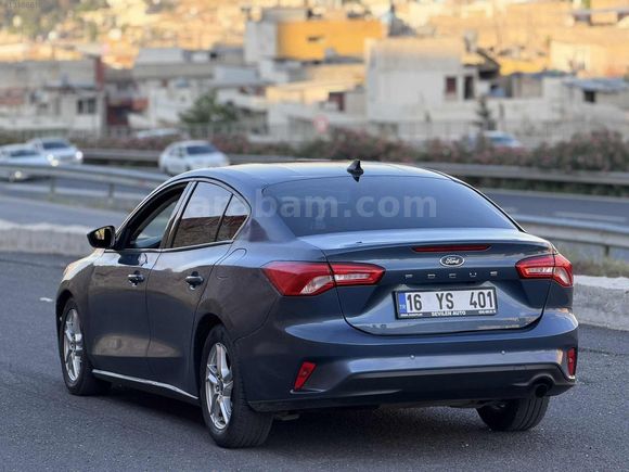 SEVİLEN AUTO dan FORT FOCUS 86 binde KARTA FARKSIZ TEK ÇEKİM