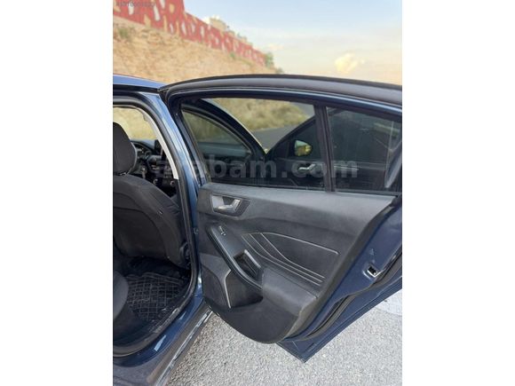 SEVİLEN AUTO dan FORT FOCUS 86 binde KARTA FARKSIZ TEK ÇEKİM