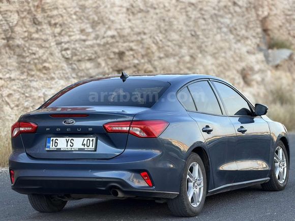 SEVİLEN AUTO dan FORT FOCUS 86 binde KARTA FARKSIZ TEK ÇEKİM