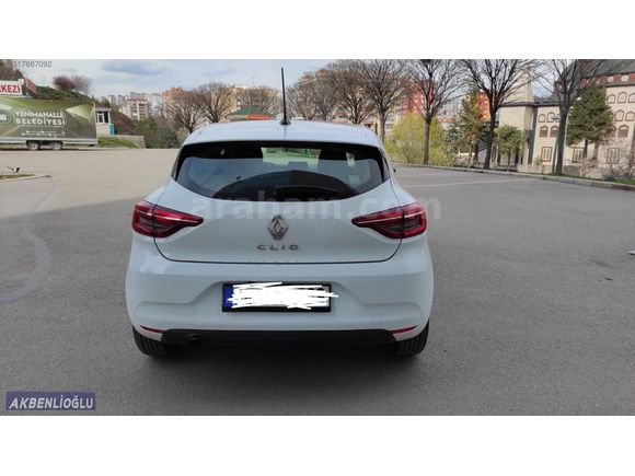 Pazarlıksız Bakımlı Tesla Ekranlı Renault Clio
