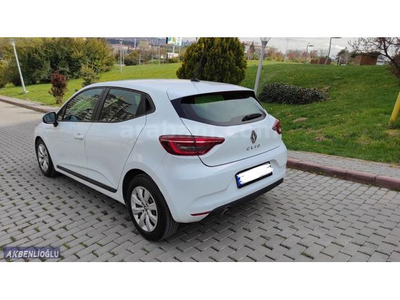 Pazarlıksız Bakımlı Tesla Ekranlı Renault Clio