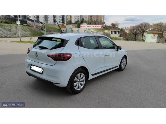 Pazarlıksız Bakımlı Tesla Ekranlı Renault Clio