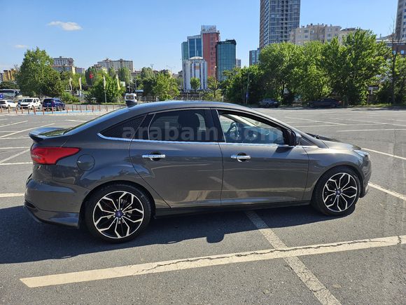 Sahibinden Ford Focus 2017 titanyum 1.5 TDCi  powersift yarı otomatik