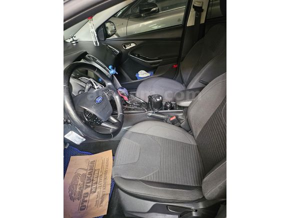 Sahibinden Ford Focus 2017 titanyum 1.5 TDCi  powersift yarı otomatik