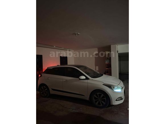 138 BİNDE TEMİZ i20 1.4 MPI Elite Smart