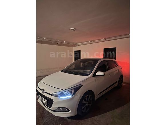 138 BİNDE TEMİZ i20 1.4 MPI Elite Smart
