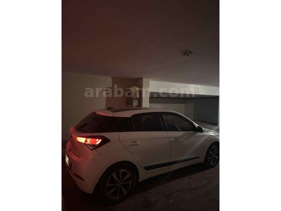 138 BİNDE TEMİZ i20 1.4 MPI Elite Smart