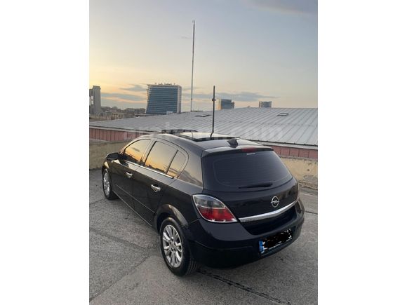 Sanrooflu Opel Astra 1.6 Enjoy Elegance 2009 Model