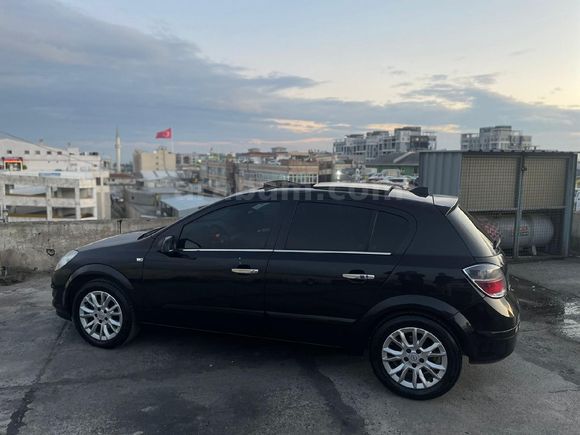 Sanrooflu Opel Astra 1.6 Enjoy Elegance 2009 Model