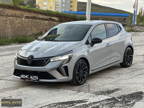 GENÇ AUTO'DAN HATASIZ RENAULT CLİO 0.68 KREDİ İMKANI İLE
