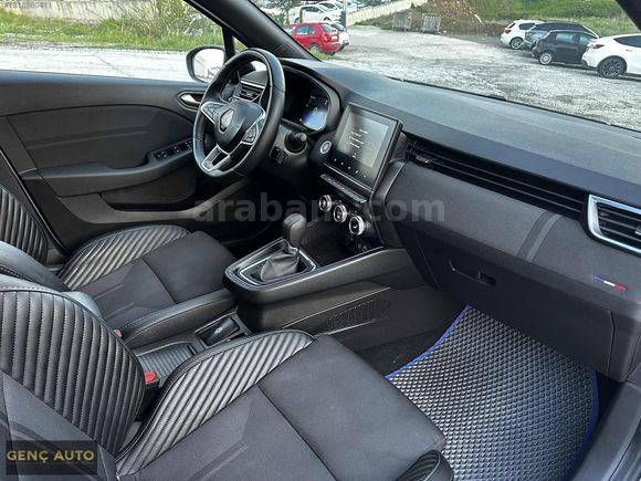 GENÇ AUTO'DAN HATASIZ RENAULT CLİO 0.68 KREDİ İMKANI İLE
