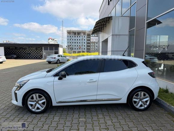 2024 CLİO 1.0 TCE EVOLUTİON - 70.000 KM - BOYASIZ