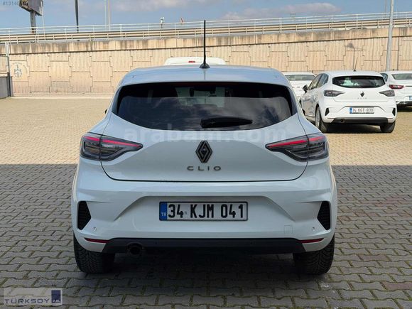 2024 CLİO 1.0 TCE EVOLUTİON - 70.000 KM - BOYASIZ