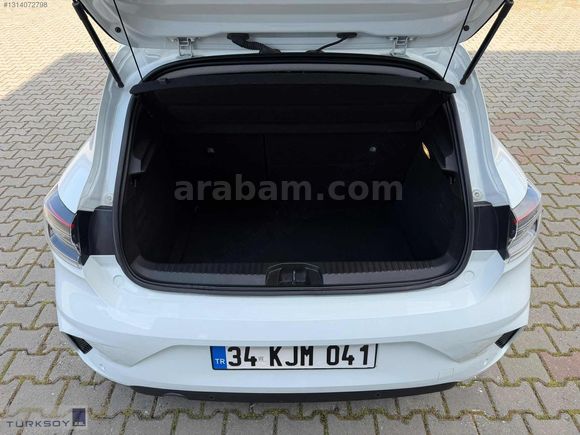 2024 CLİO 1.0 TCE EVOLUTİON - 70.000 KM - BOYASIZ