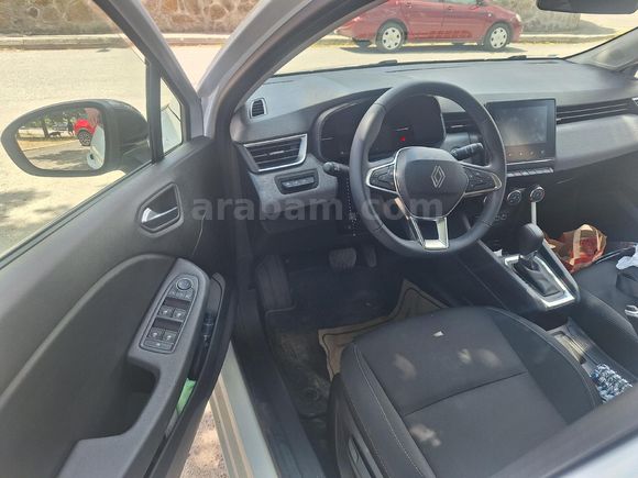Sahibinden Renault Clio 1.0 TCe Evolution 2025 Model Kocaeli