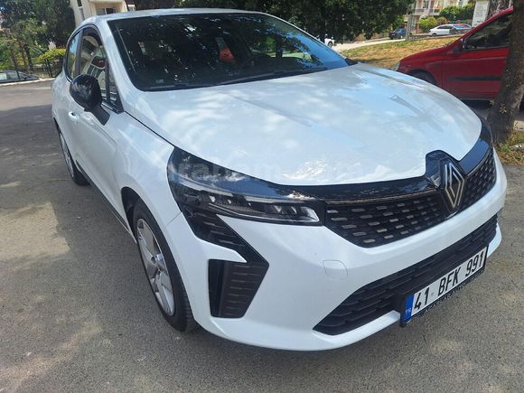 Sahibinden Renault Clio 1.0 TCe Evolution 2025 Model Kocaeli