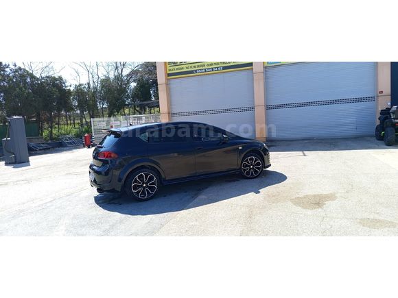 SUV araçlar ile takas olur....