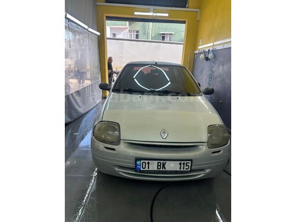 Sahibinden Renault Clio 1.4 RNA 2000 Model