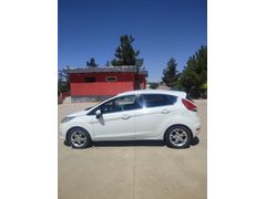 Sahibinden Ford Fiesta 1.4 TDCi Titanium 2012 Model  280.000 km Beyaz