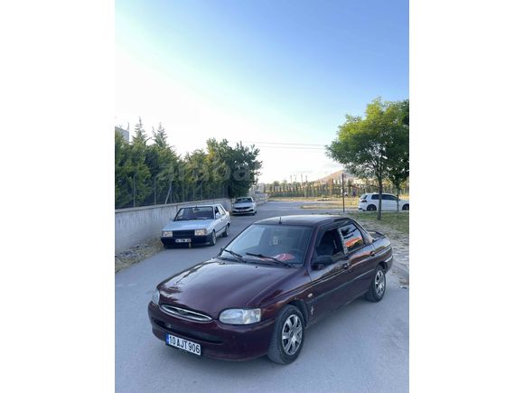 Sahibinden Ford Escort 1.6 CLX 1996 Model 