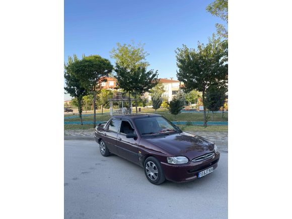 Sahibinden Ford Escort 1.6 CLX 1996 Model 