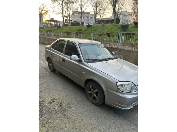 Sahibinden Hyundai Accent 1.5 CRDi Admire 2005 Model 