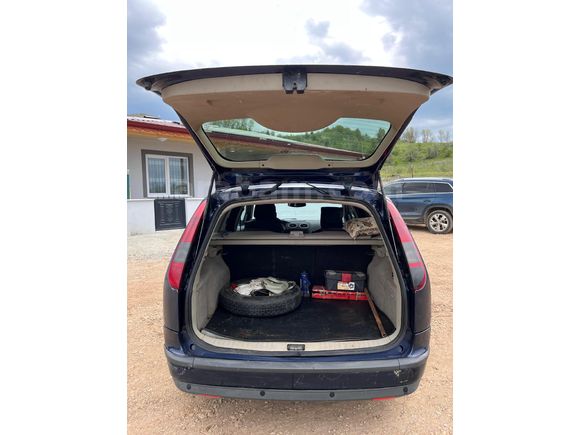 Sahibinden Ford Focus 1.6 Ghia 2006 Model